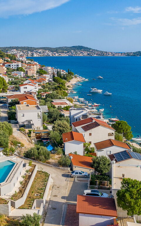 Villa Allina: Pool, Scenic View