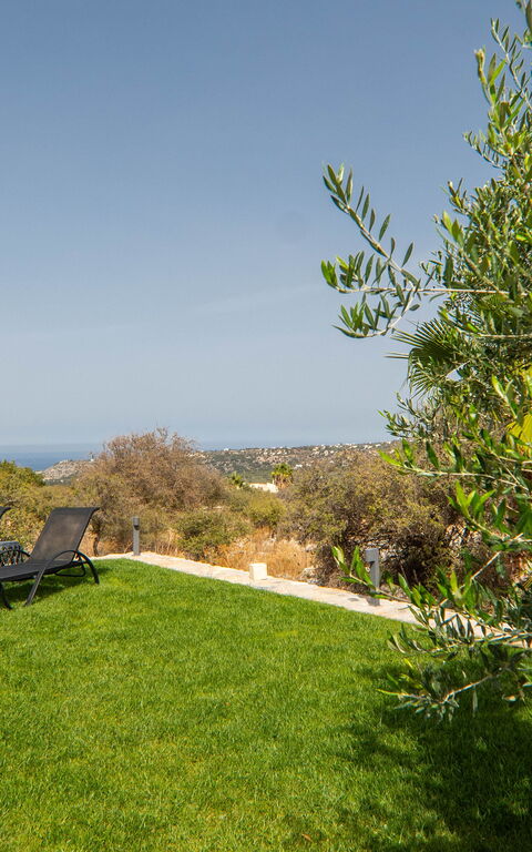 Venetian Villa: Building Exterior, Garden, Outdoor, Scenic View