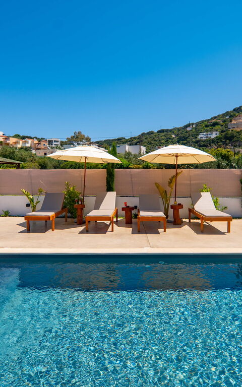 Christianna Apartments: Outdoor, Pool