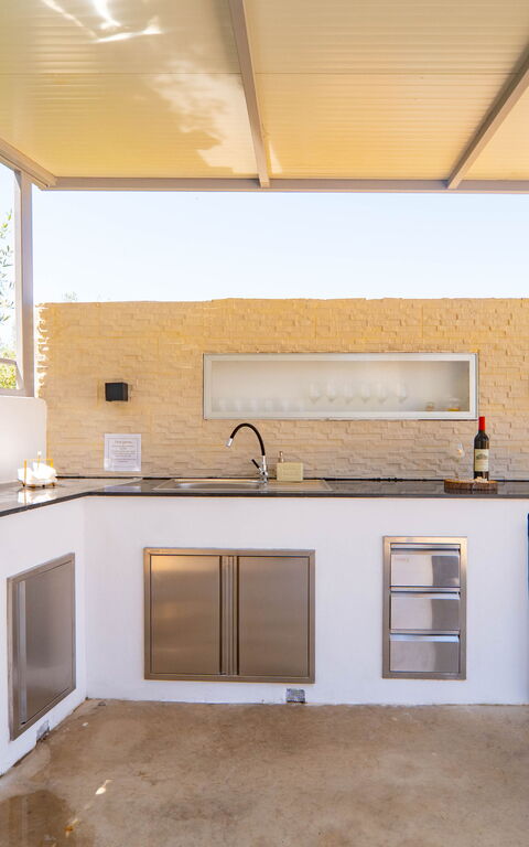 Christianna Apartments: Outdoor