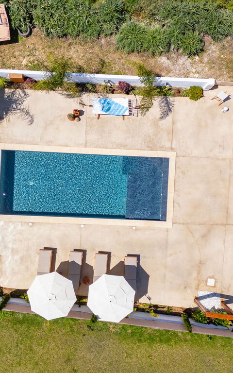 Christianna Apartments: Outdoor, Pool