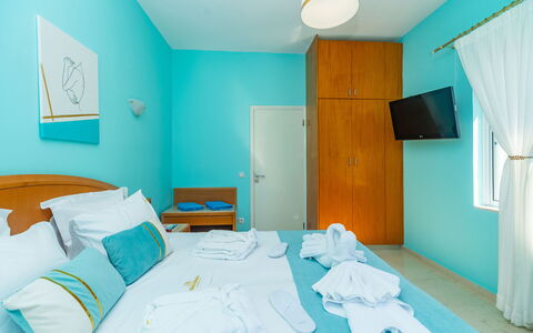 Accommodation Christianna Apartments 1: Bedroom