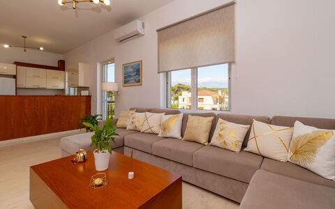 Accommodation Christianna Apartments 2: Dining Room, Kitchen, Living Room