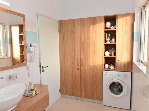 Christianna Apartments