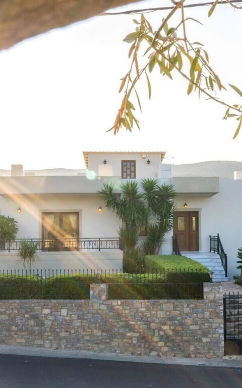 Villa Aetheria: Main Entrance