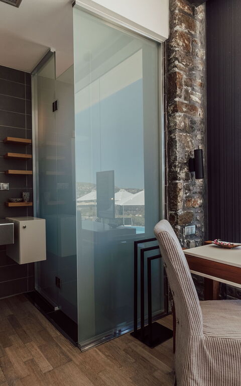 Villa Kera Panorama: Bathroom, Bedroom