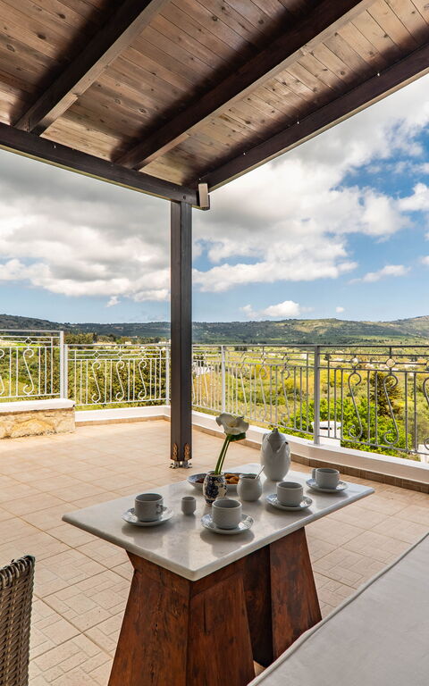 Villa Faye: Balcony / Terrace / Patio, Outdoor, Scenic View, Spring, Summer