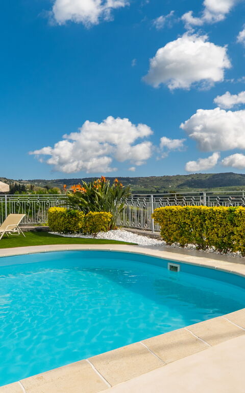 Villa Faye: Outdoor, Pool, Spring, Summer