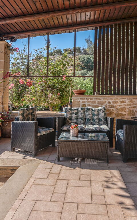 Villa Dimmare: Balcony / Terrace / Patio, Building Exterior, Outdoor