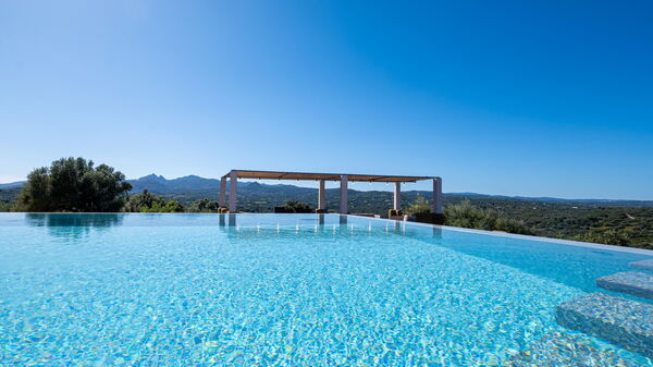 Villa Sole tra i Ginepri: Building Exterior, Outdoor, Pool, Scenic View