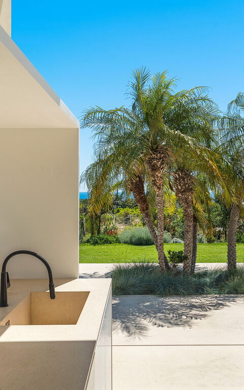 Villa Hermosa: Building Exterior, Garden, Outdoor, Scenic View