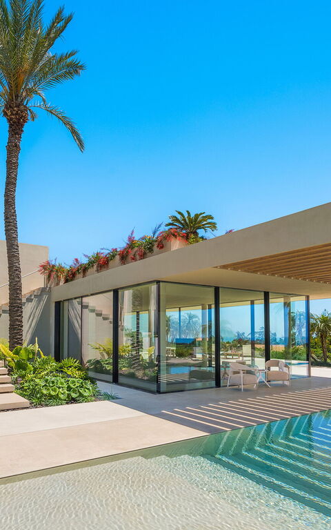 Villa Hermosa: Building Exterior, Outdoor, Pool