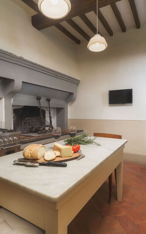 Villa Laparelli Pitti: Kitchen