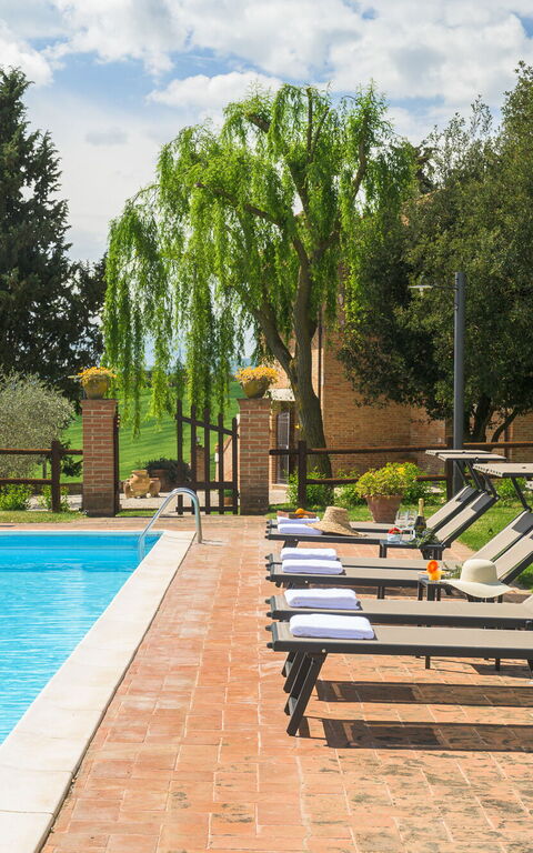 Villa la Contea: Building Exterior, Outdoor, Pool