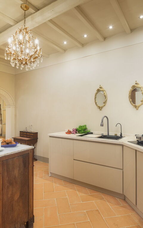 Villa la Contea: Kitchen