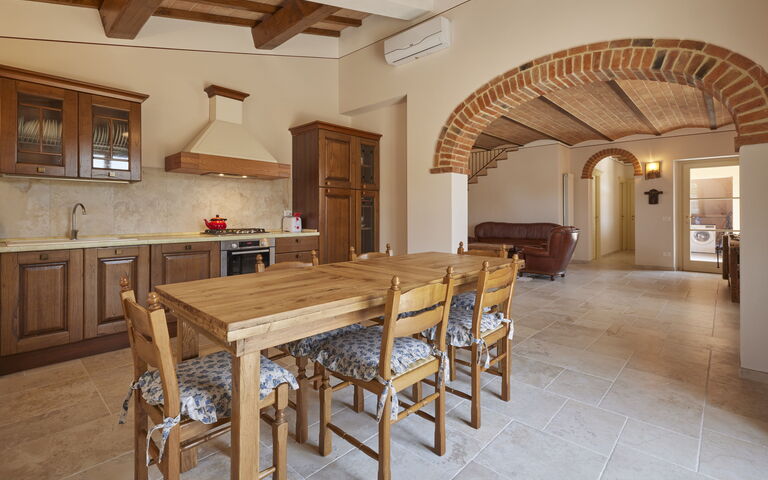 Villa Vigneto: Dining Room, Kitchen
