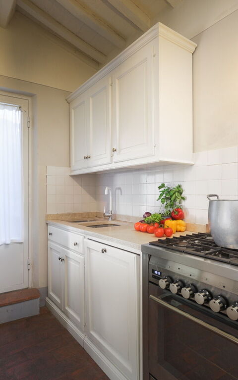 Villa Le Corchie: Kitchen