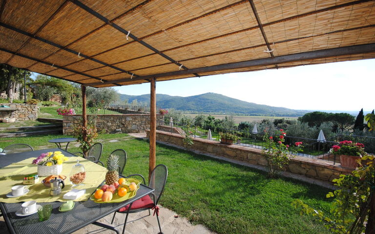 Villa Le Corchie: Building Exterior, Garden, Outdoor