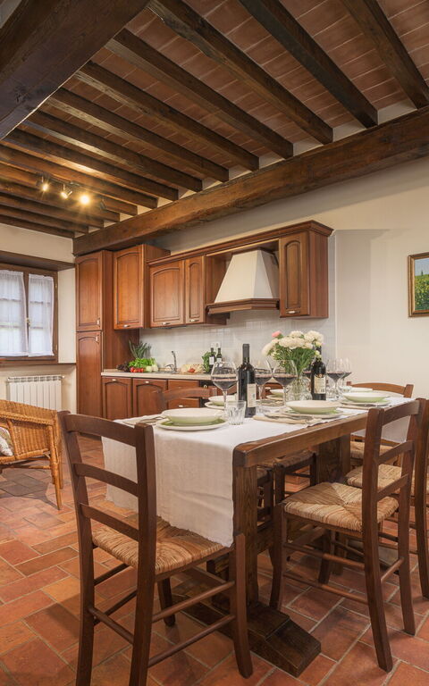 Casale Montanare: Dining Room, Kitchen