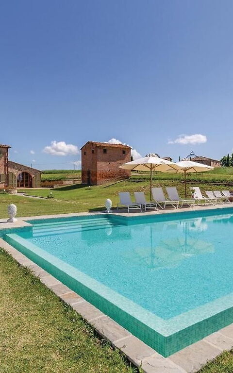 Villa Il Pozzo: Building Exterior, Garden, Outdoor, Pool, Scenic View