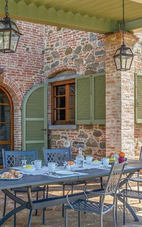 Villa Il Pozzo: Balcony / Terrace / Patio, Building Exterior, Outdoor