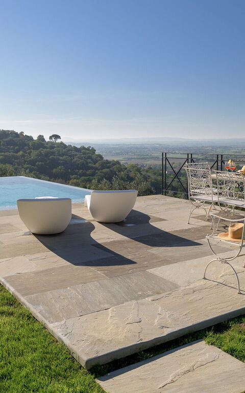 Villa Belvedere: Balcony / Terrace / Patio, Building Exterior, Garden, Outdoor, Pool, Scenic View