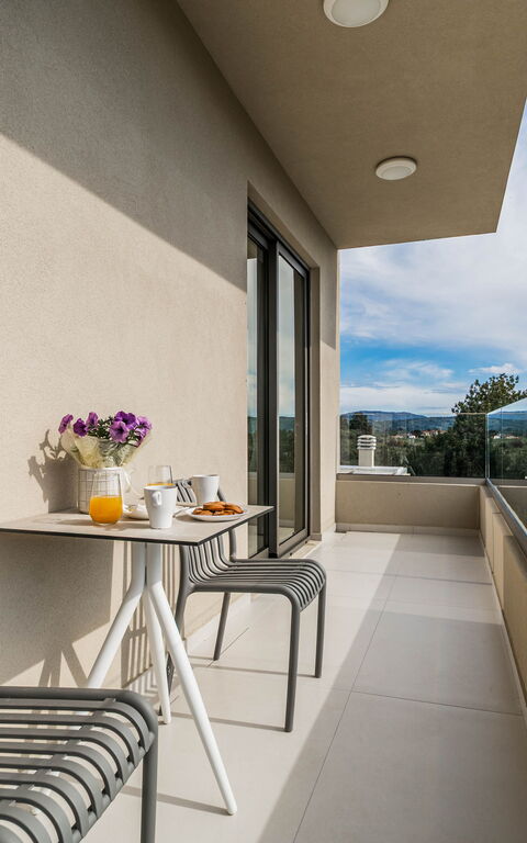 Villa Orientem Bis: Balcony / Terrace / Patio, Building Exterior, Outdoor, Pool, Scenic View