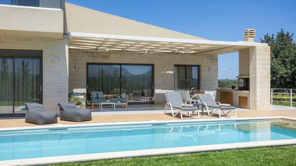 Villa Orientem Bis: Building Exterior, Garden, Outdoor, Pool