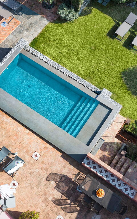 Micanera House: Building Exterior, Garden, Outdoor, Pool