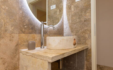 Accommodation Borgo Ariano 18: Bathroom