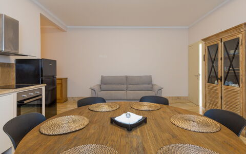 Accommodation Borgo Ariano 19: Dining Room, Kitchen, Living Room