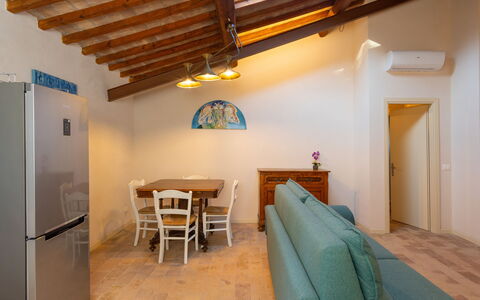 Accommodation Borgo Ariano 6: Dining Room, Kitchen, Living Room