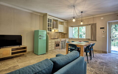 Accommodation Borgo Ariano 5: Dining Room, Kitchen, Living Room