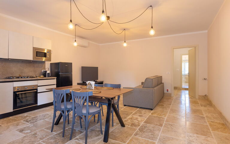 Accommodation Borgo Ariano 4: Dining Room, Kitchen, Living Room