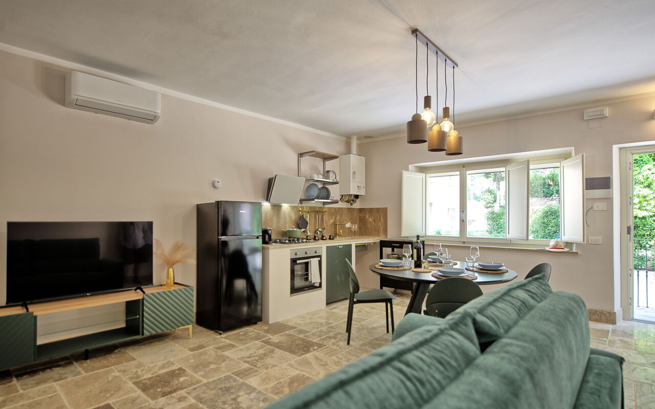 Accommodation Borgo Ariano 3: Dining Room, Kitchen, Living Room