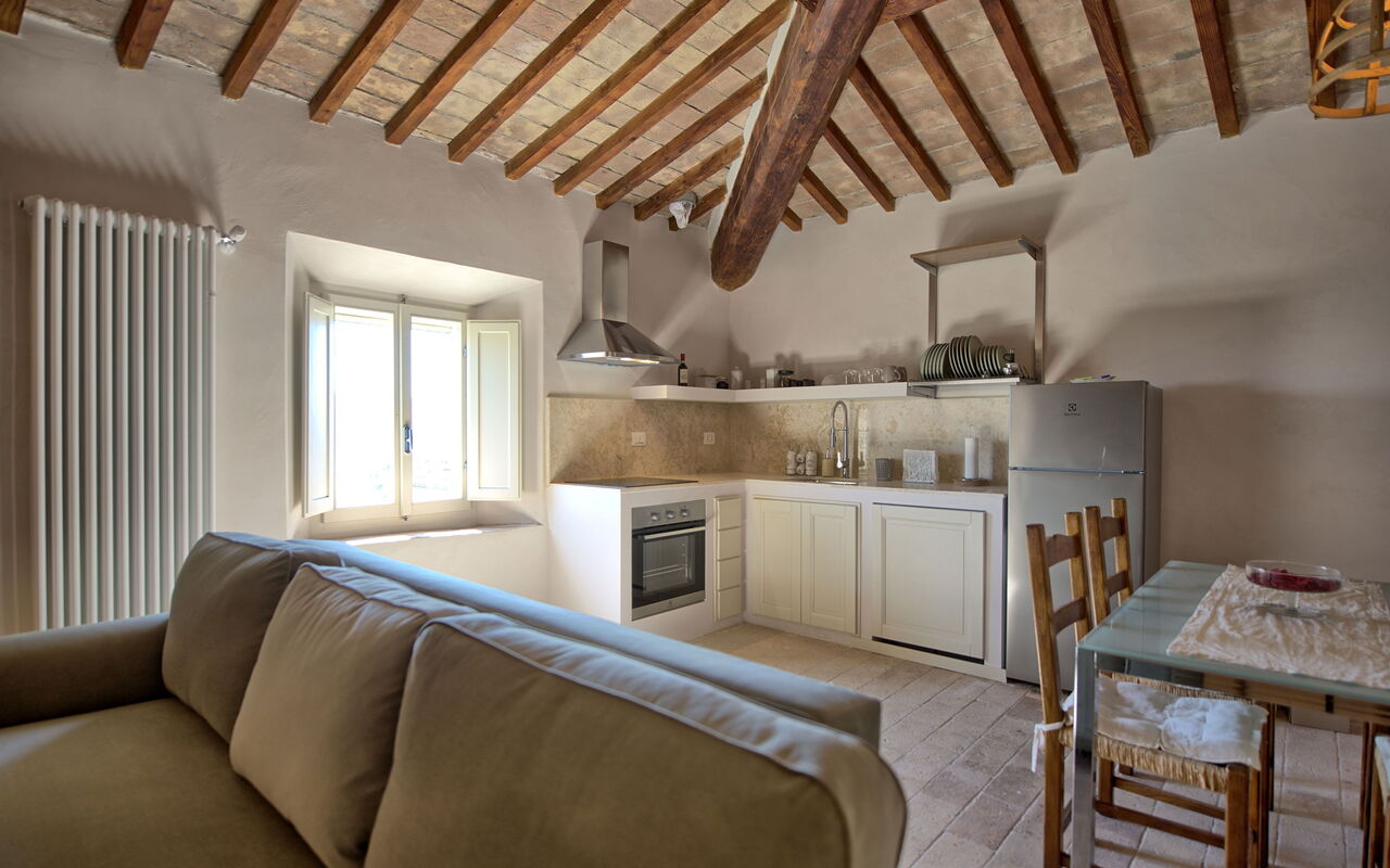 Accommodation Borgo Ariano 7: Dining Room, Kitchen, Living Room
