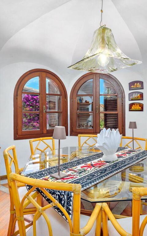 Villa Silenis: Dining Room