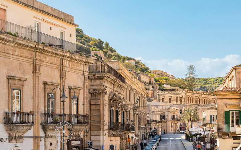 Monumento Apartament: Scenic View