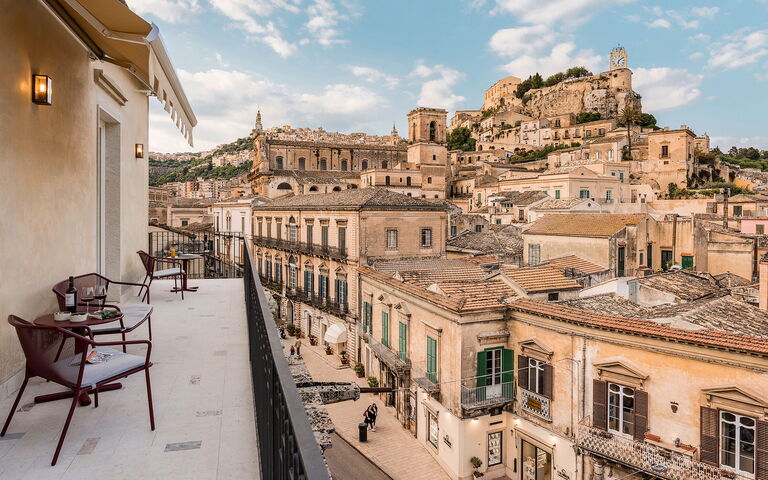 Monumento Apartament: Balcony / Terrace / Patio, Outdoor
