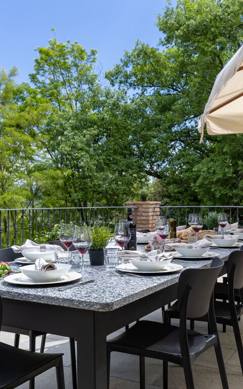 Tenuta Macericca: Balcony / Terrace / Patio, Building Exterior, Outdoor