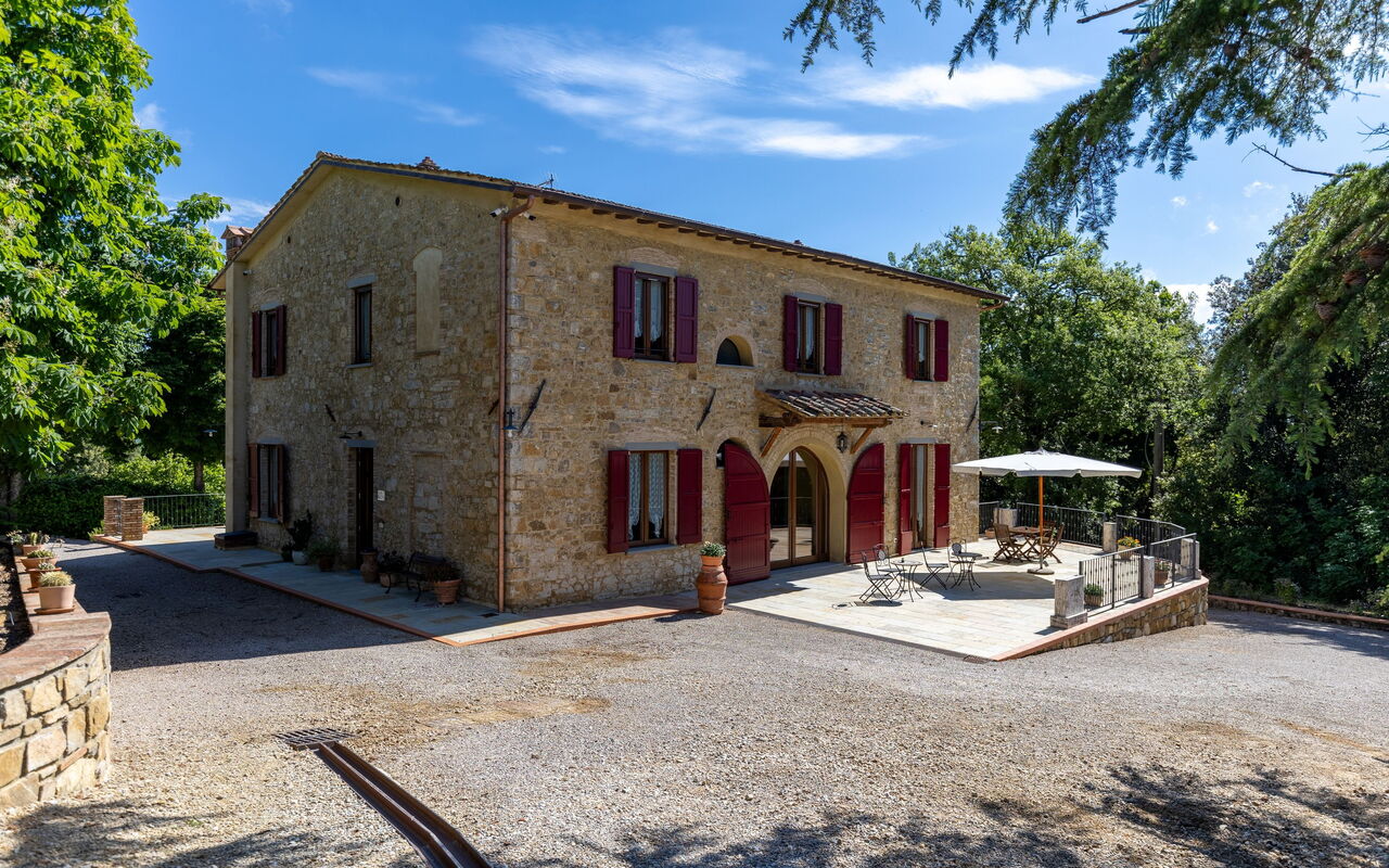 Tenuta Macericca: Building Exterior, Outdoor