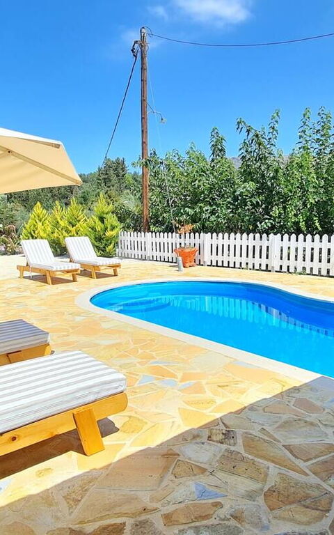 Villa Nikolas: Building Exterior, Pool