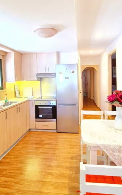 Villa Nikolas: Kitchen