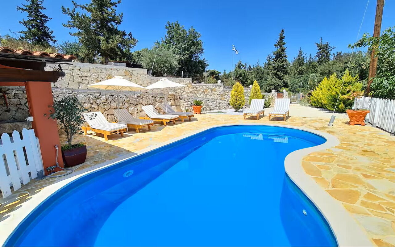 Villa Nikolas: Building Exterior, Pool