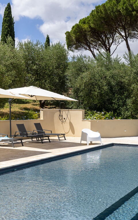 Villa Silvia: Building Exterior, Pool