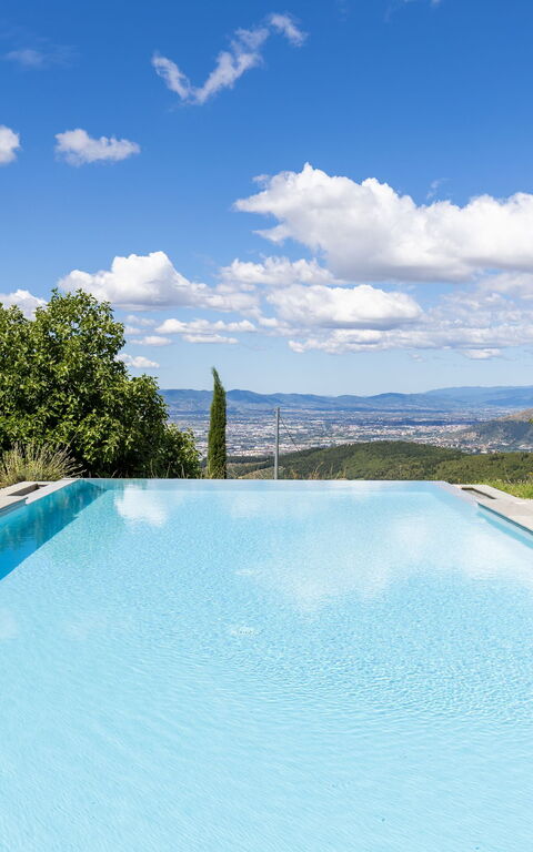 Villa Lonciano - 2026: Building Exterior, Outdoor, Pool, Scenic View