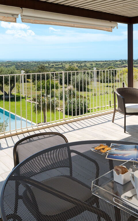 Corte Antigua: Balcony / Terrace / Patio, Building Exterior, Garden, Outdoor, Pool