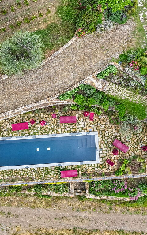 Villa Tenuta Casenuove: Pool, Scenic View