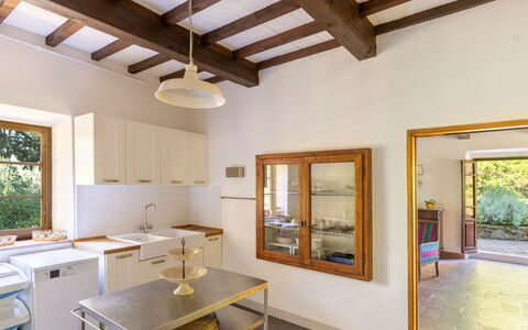 Accommodation Villa: Kitchen