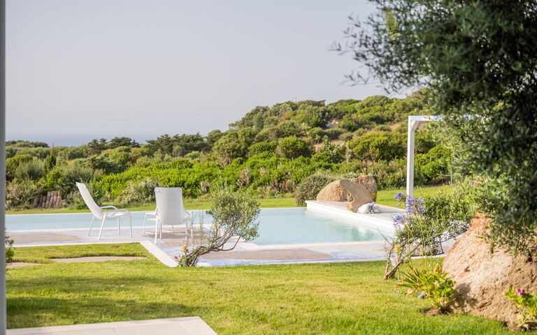 Villa Fior D'acqua: Building Exterior, Garden, Outdoor, Pool